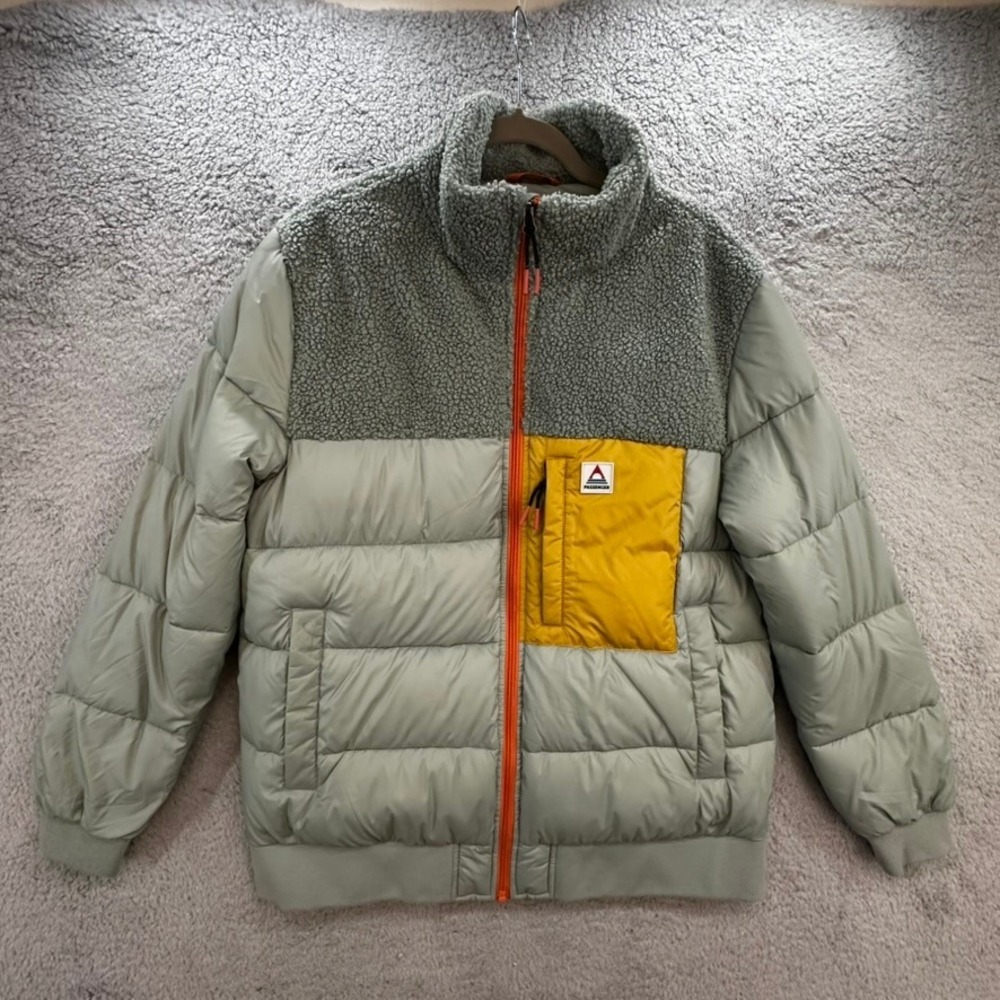 Passenger Men's XL Puffer Jacket Sage Green Sherpa Fleece Yoke Winter Warm EUC